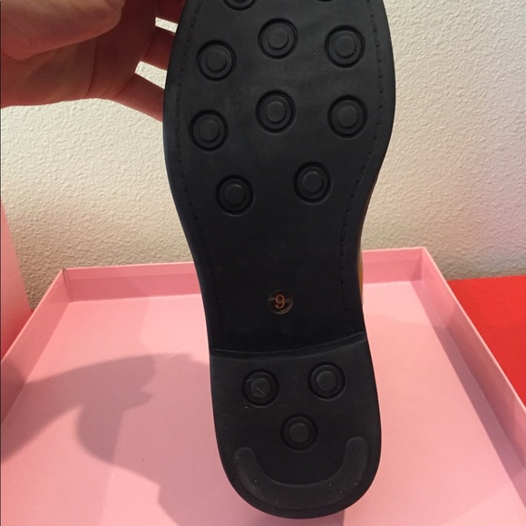 - Chartreuse Patent Leather ankle bootie sli… - Picture 4 of 5